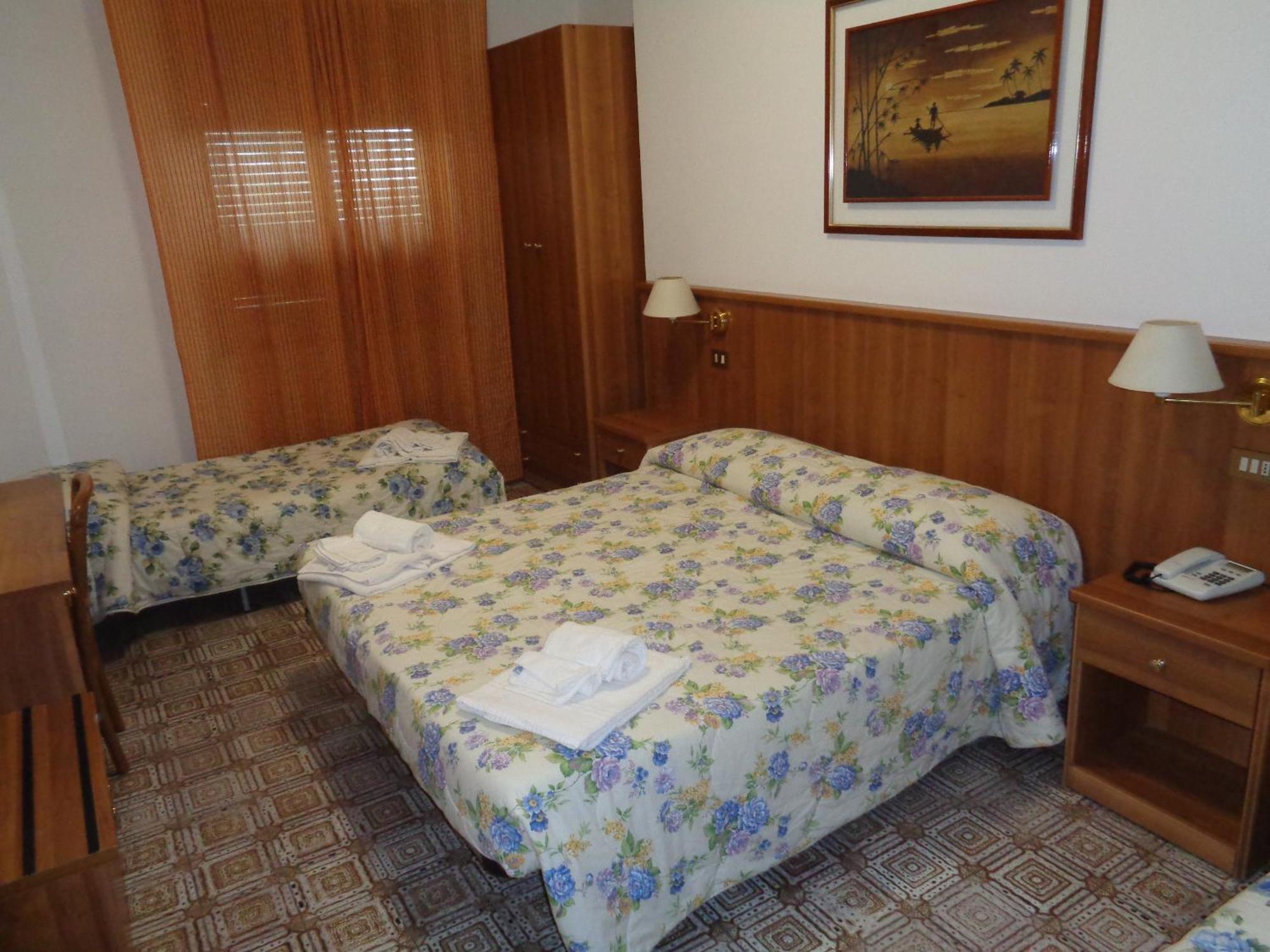 Hotel Rosati Chiusi Extérieur photo