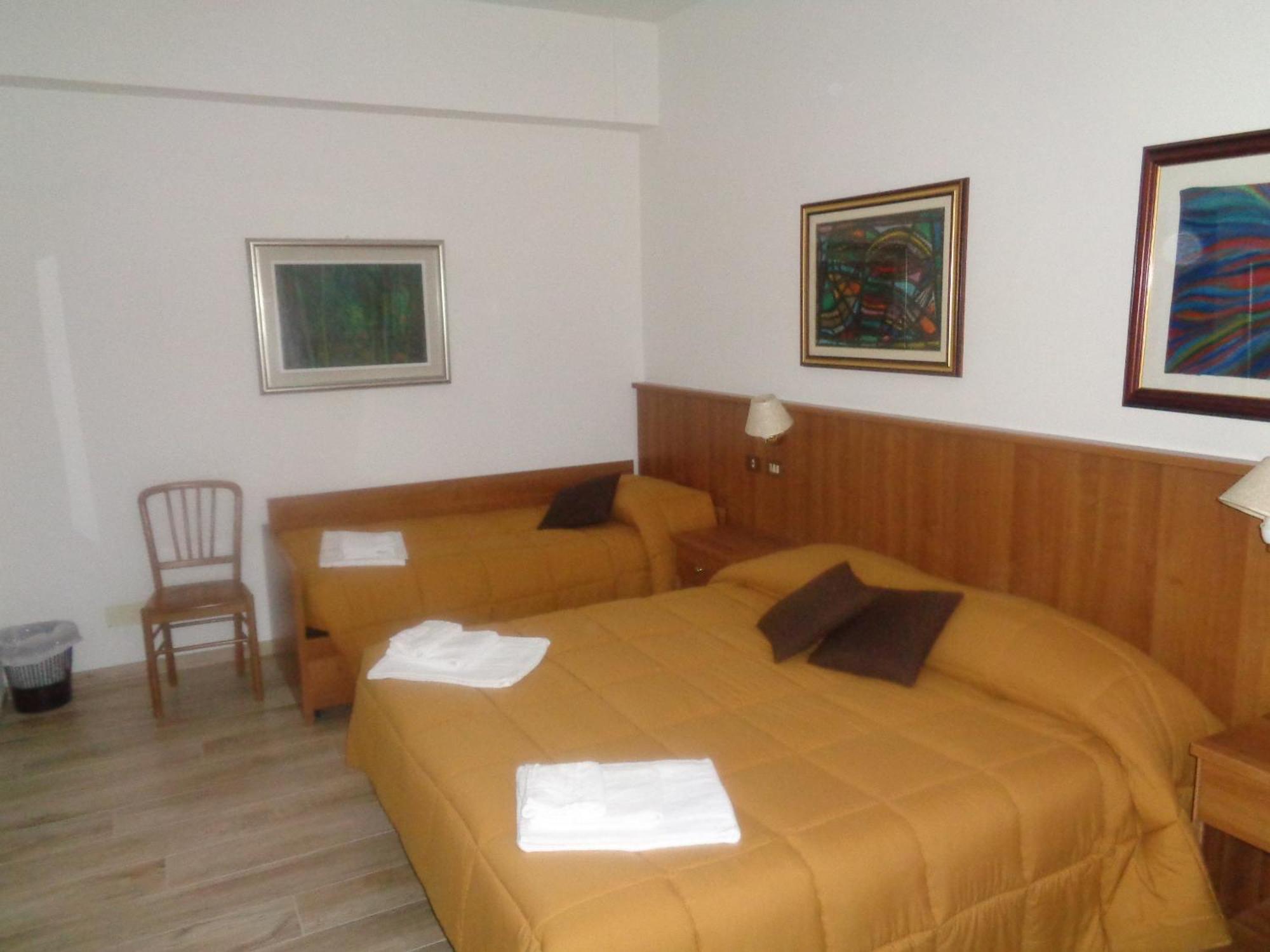 Hotel Rosati Chiusi Extérieur photo