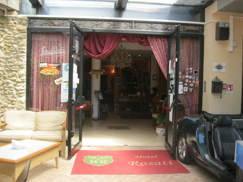 Hotel Rosati Chiusi Extérieur photo